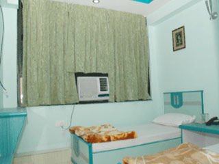 Hotel Liberty Ahmedabad Exterior photo